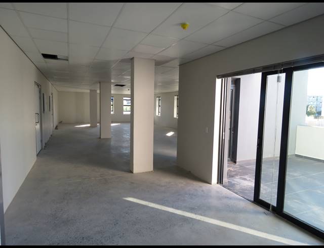 73M² MEDICAL SUITE TO LET IN PAARDEVLEI